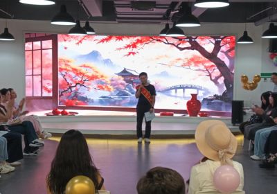 我區(qū)青年相親大會(huì)上，劉植梅傳遞奮斗與幸福觀 ——彰顯公司培養(yǎng)與社會(huì)責(zé)任擔(dān)當(dāng)